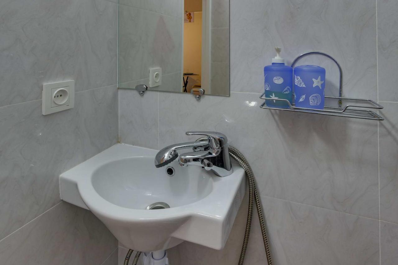 Yourhouse: Cozy Apartment-Style Stay on Gagarina Utepova Almaty Exterior photo